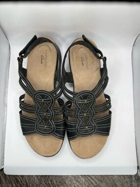 Women’s Clarks Sandals Size 6.5